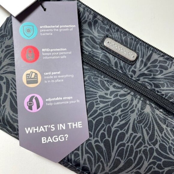 Baggallini Small Crossbody Bag w RFID - Picture 1 of 10